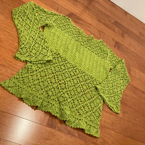 Hand Made Crochet tunic. Size 8 in avocado green color. - Picture 5 of 11